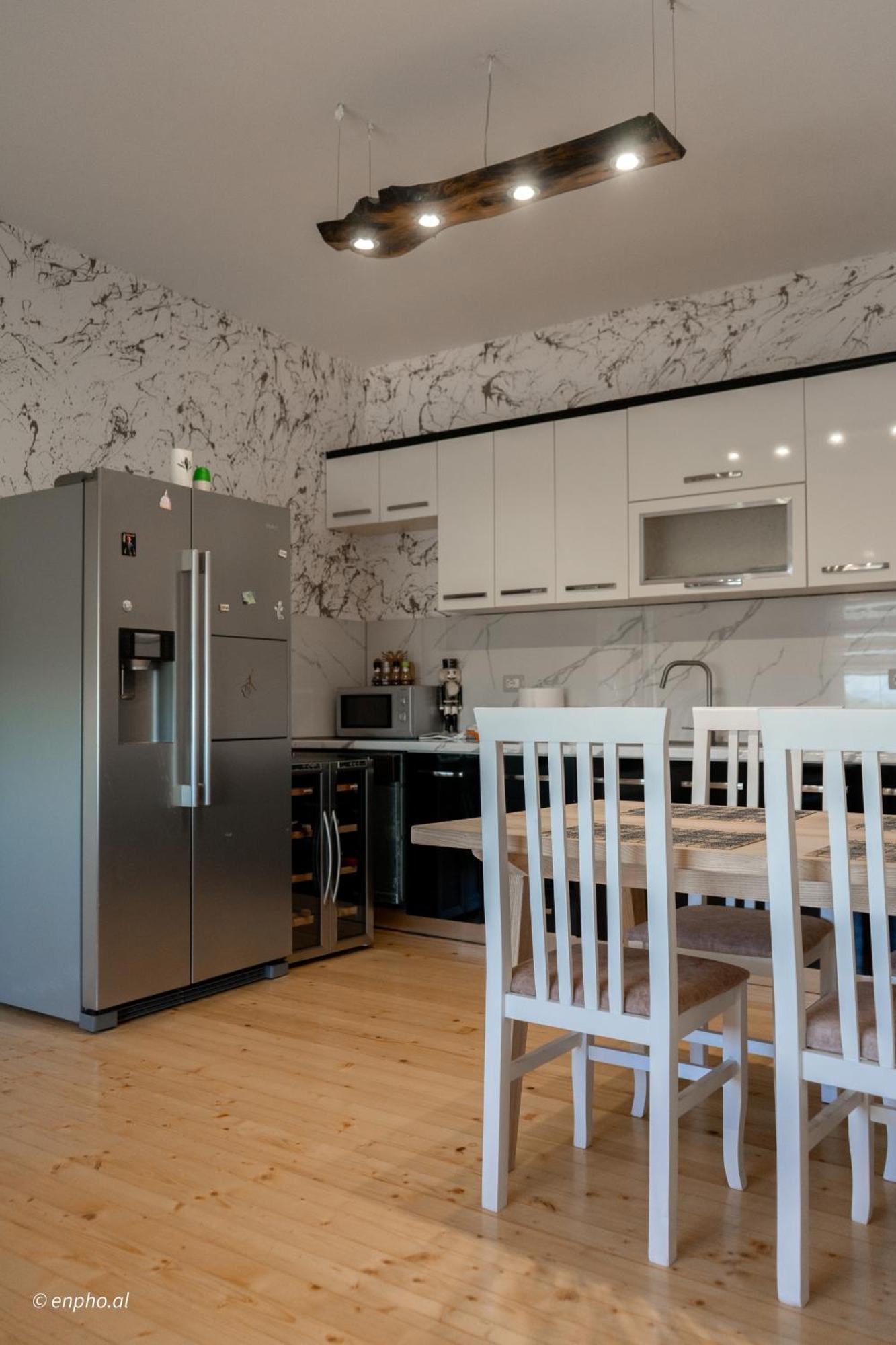 Sunhill Villa Shkoder Bagian luar foto