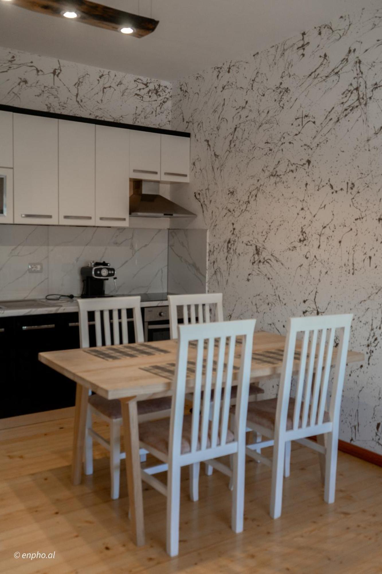Sunhill Villa Shkoder Bagian luar foto