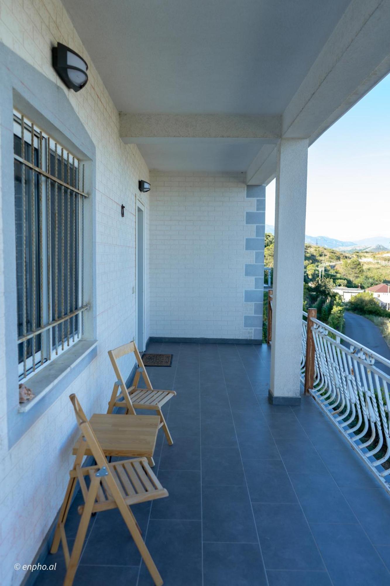 Sunhill Villa Shkoder Bagian luar foto