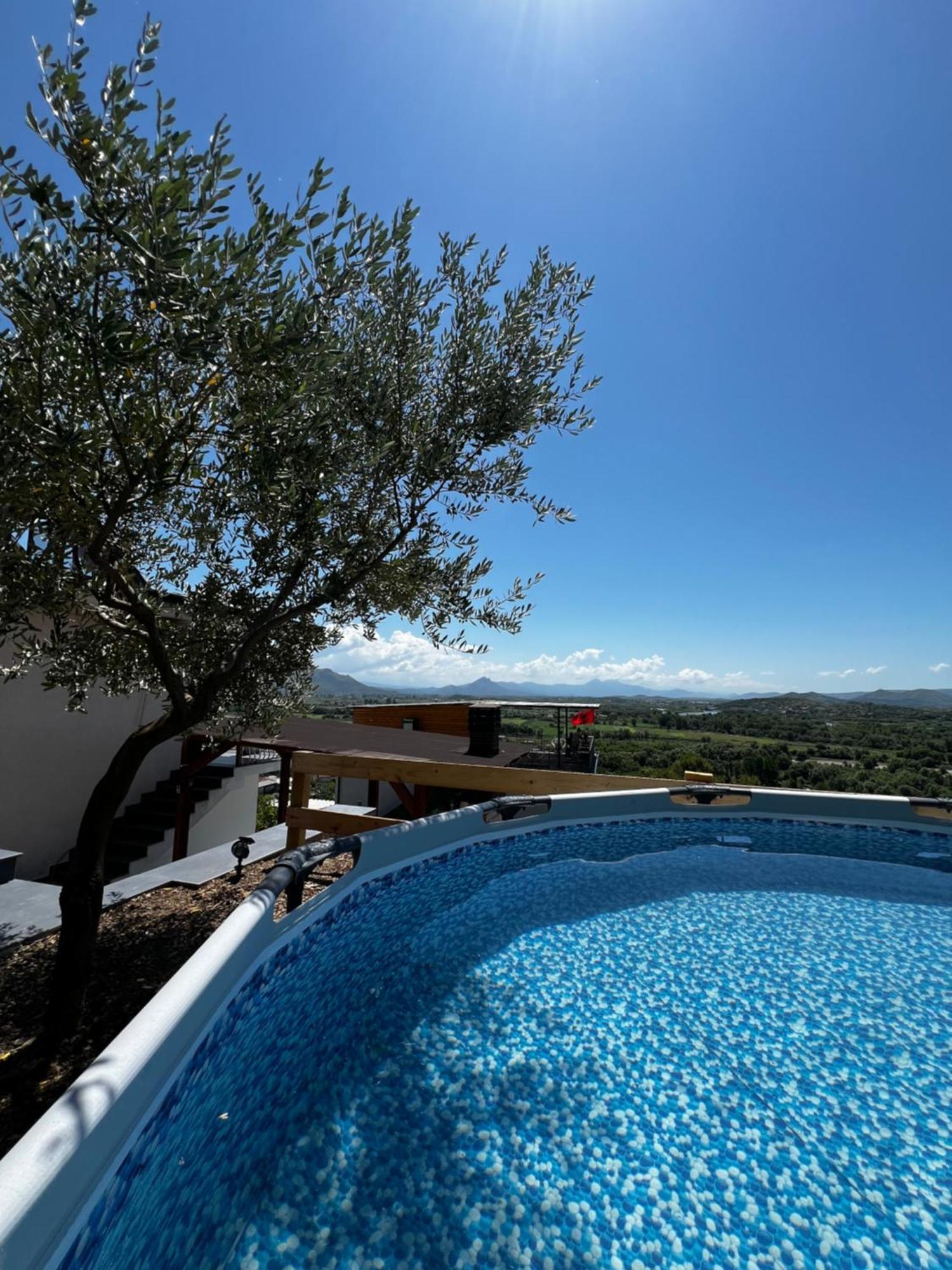 Sunhill Villa Shkoder Bagian luar foto